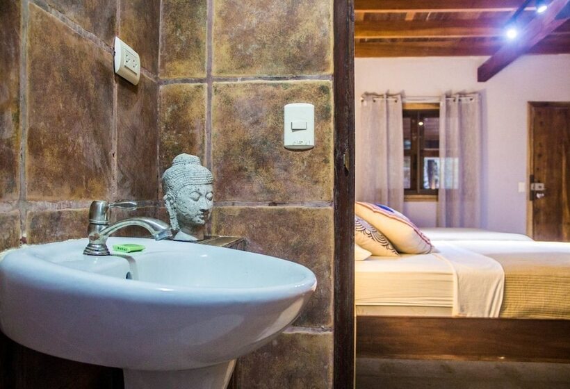 בית מלון כפרי Santascabinas