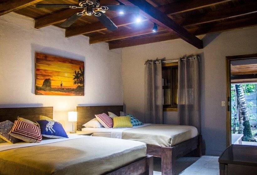 בית מלון כפרי Santascabinas