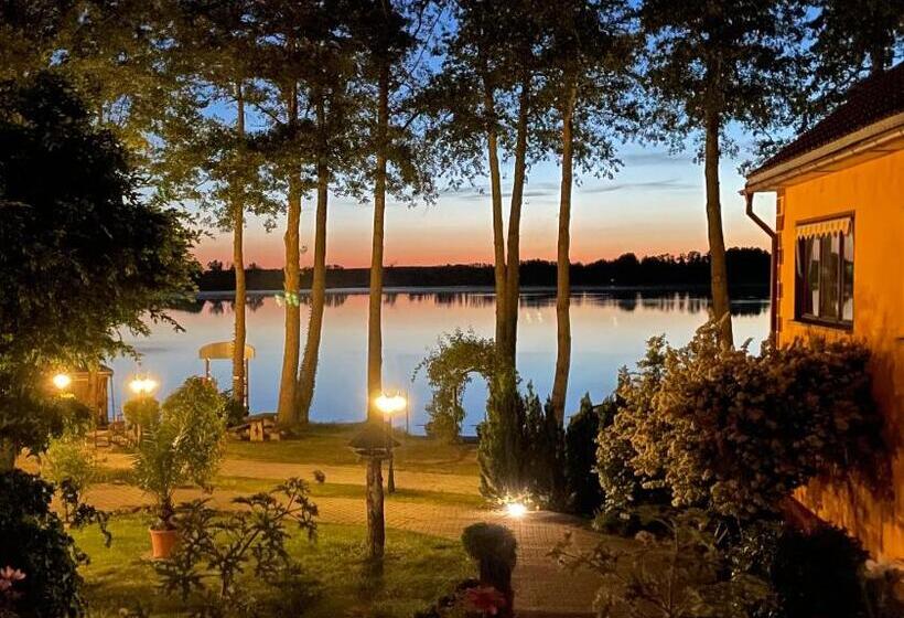 ホテル Seehof Netzen