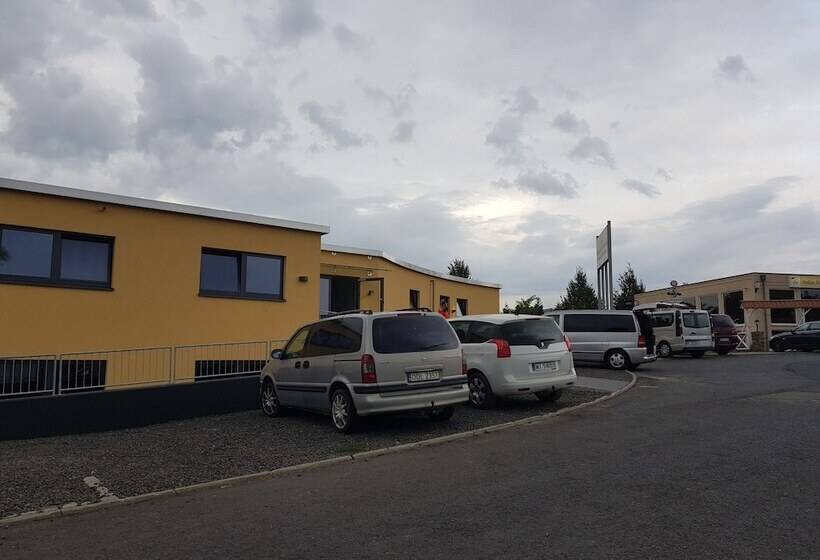 Sunny´s Hotel & Residence