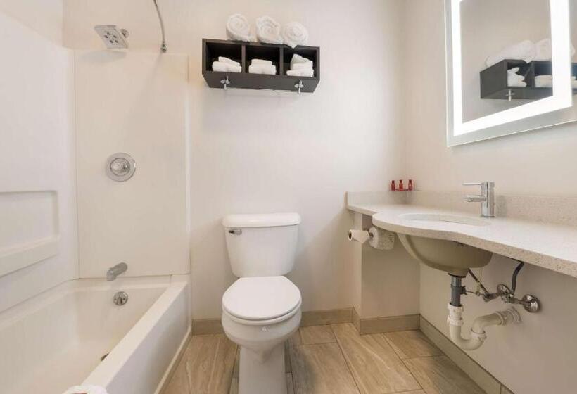 Surestay Hotel By Best Western Thomson