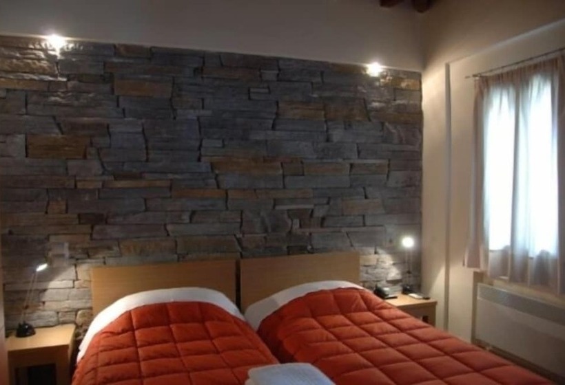 בית מלון כפרי Thalia Rooms