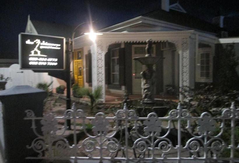 בית מלון כפרי The 3 Chimneys Guest House