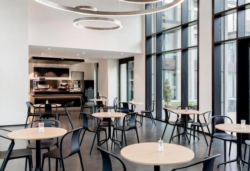 Hotel The Flag München M