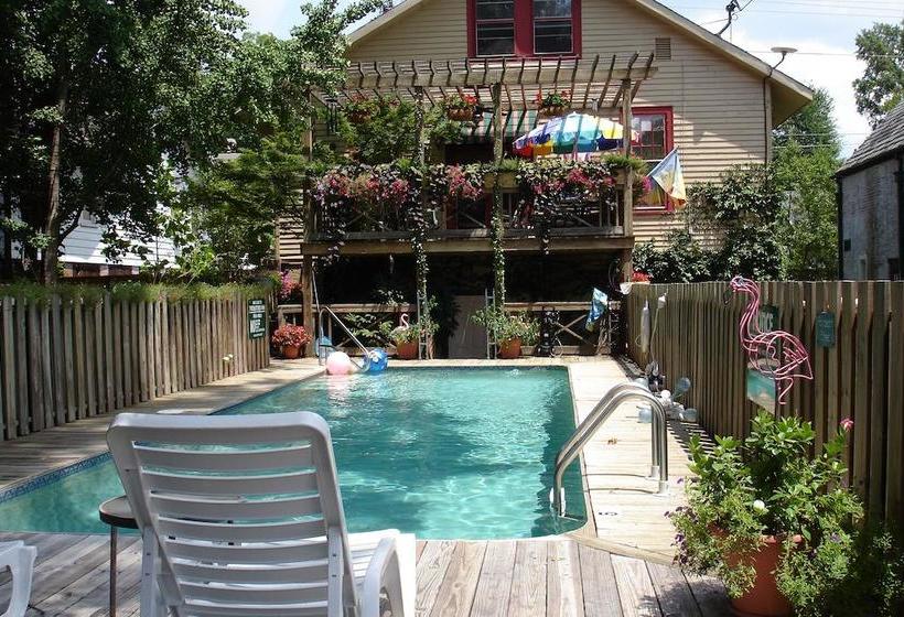 酒店 The Lattice Inn