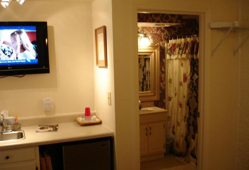 هتل The Lattice Inn