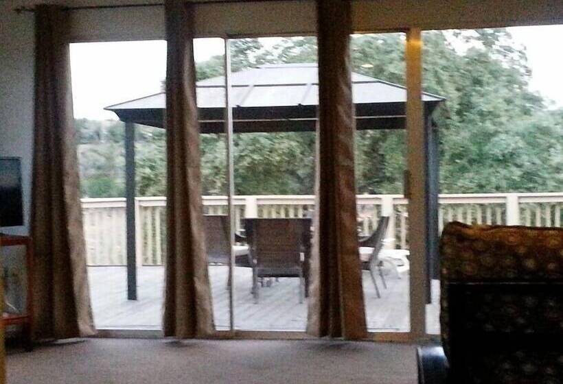 فندق Lodge At Turkey Cove