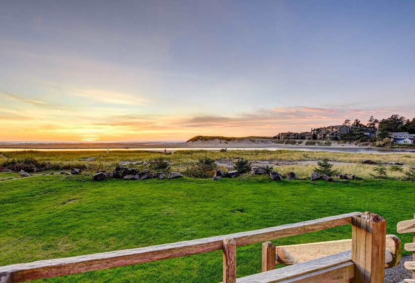 בית מלון כפרי The Waves