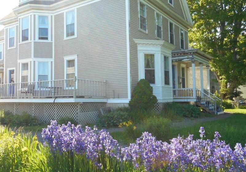 호텔 Tidal Watch Inn