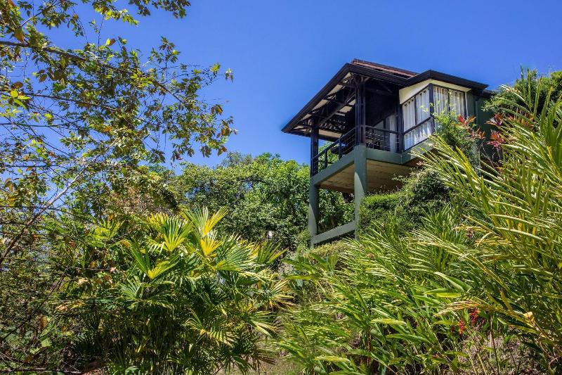 فندق Tiki Villas Rainforest Lodge & Spa