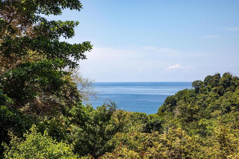 فندق Tiki Villas Rainforest Lodge & Spa