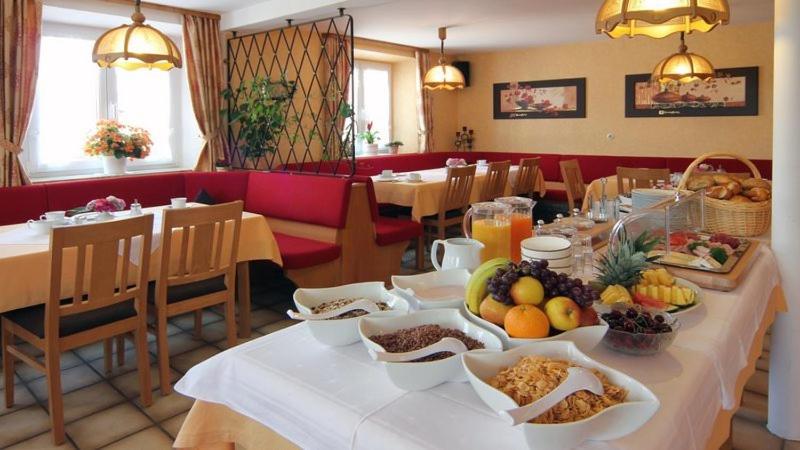 ホテル Pension Busch