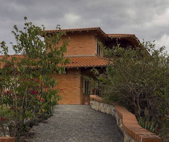 هتل Villa Beatriz Lodge