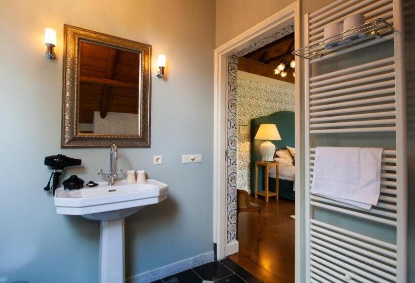 هتل Villa Veertien