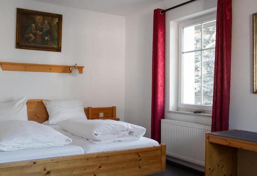 호텔 Gasthof Weißer Löwe Inh Björn Simon Reese