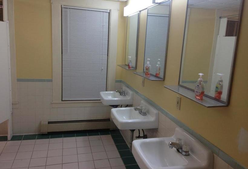 فندق White Mountains Hostel