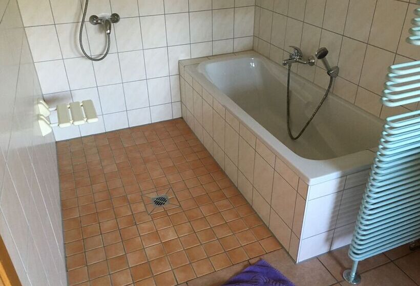 Wolfshotel Am Arendsee