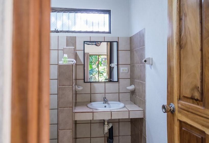 בית מלון כפרי Zula Inn Apart