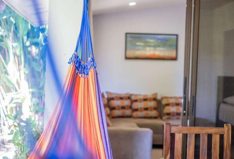 בית מלון כפרי Zula Inn Apart