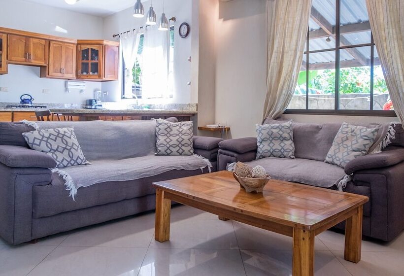 בית מלון כפרי Zula Inn Apart