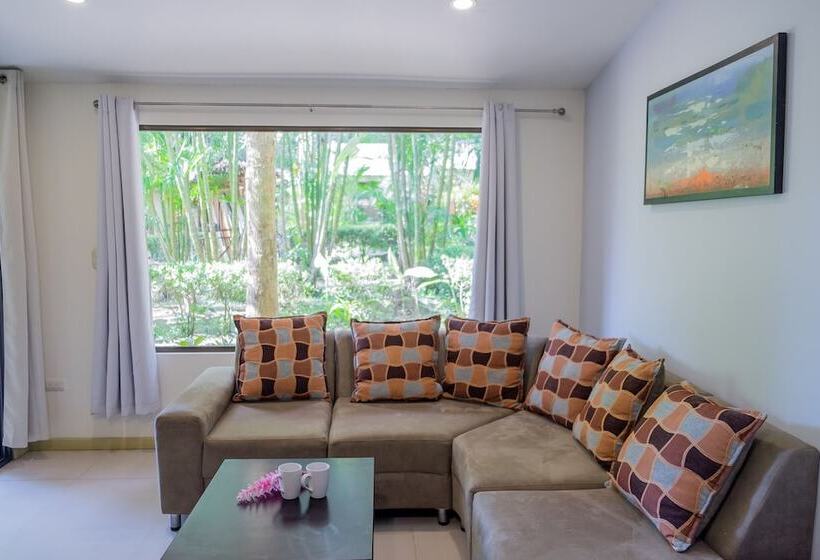 בית מלון כפרי Zula Inn Apart