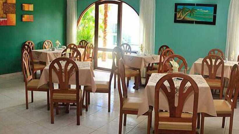 La Posada De Lobo Hotel & Suites