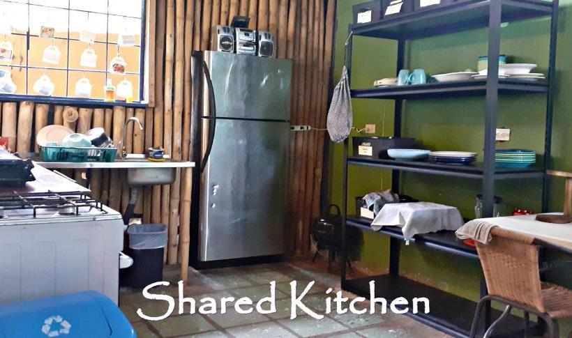 Montaña Linda Hostel Orosi