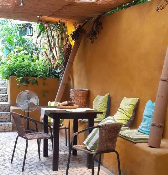 Montaña Linda Hostel Orosi