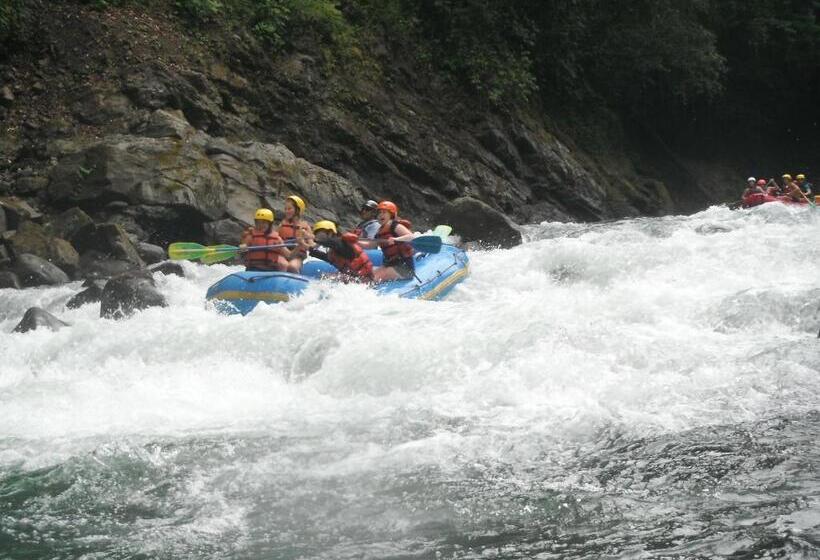 هاستل Spanish By The River Turrialba