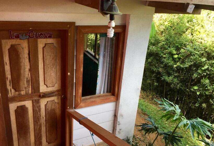 هاستل Spanish By The River Turrialba