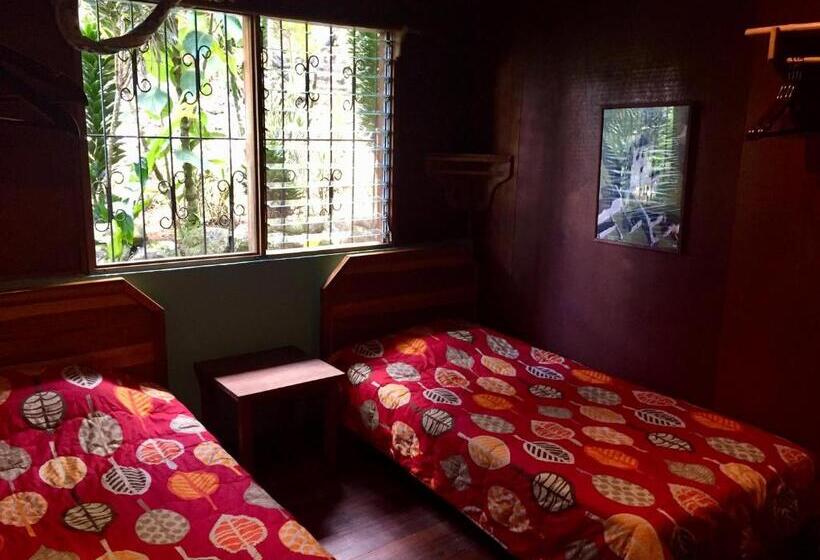 هاستل Spanish By The River Turrialba