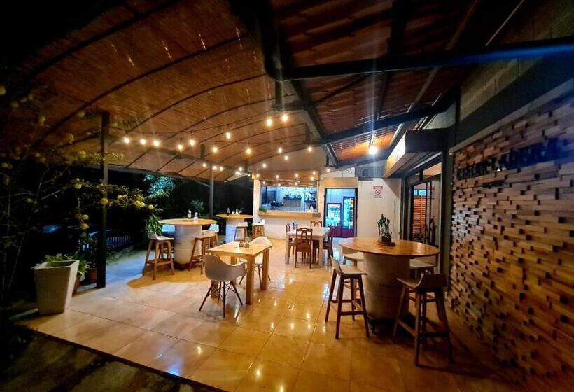 تختخواب و صبحانه Ladera