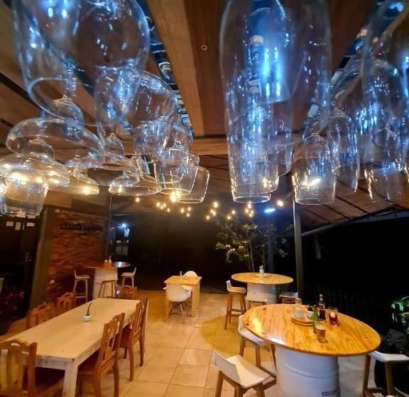 تختخواب و صبحانه Ladera