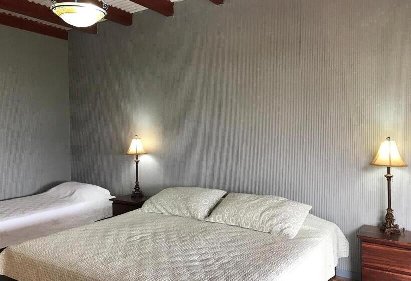 تختخواب و صبحانه Ladera