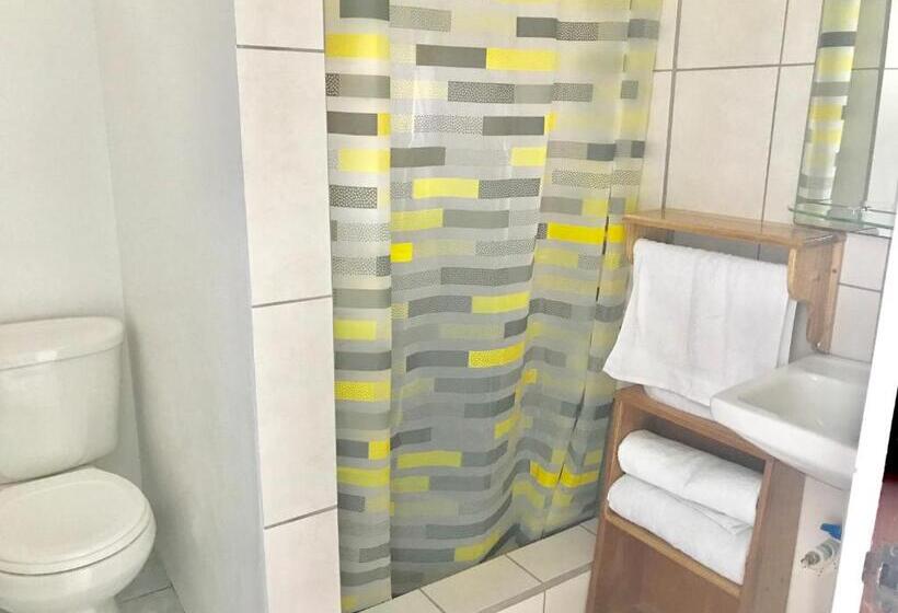 تختخواب و صبحانه Ladera