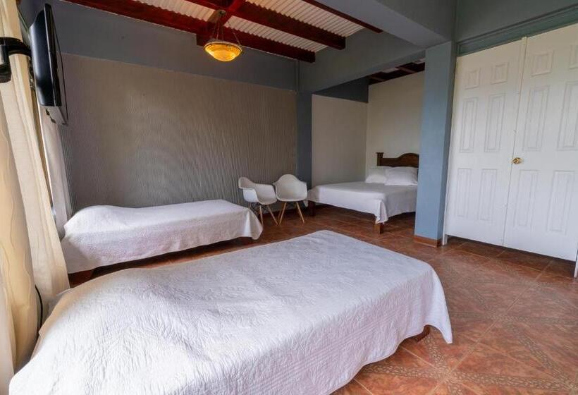 تختخواب و صبحانه Ladera