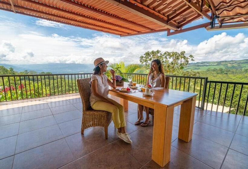 تختخواب و صبحانه Ladera