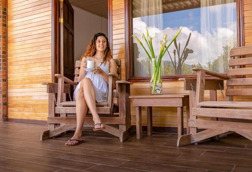 تختخواب و صبحانه Ladera