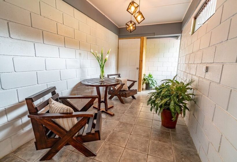 تختخواب و صبحانه Ladera