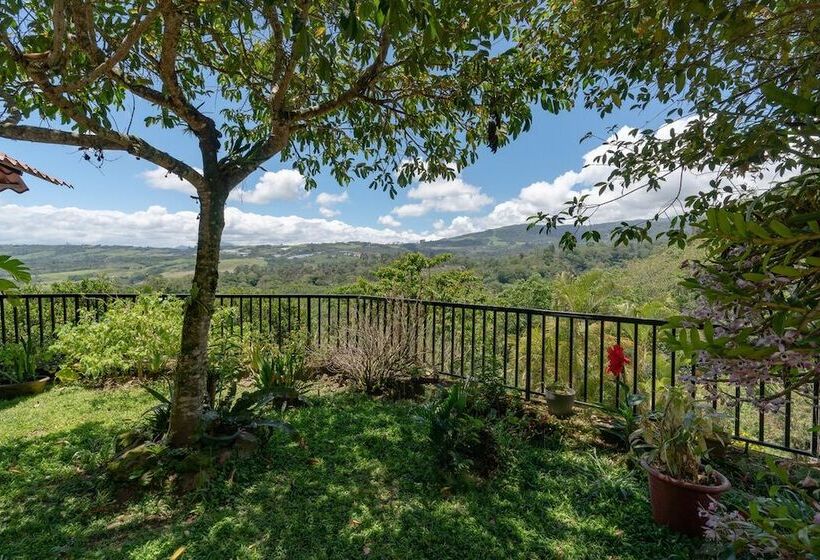 تختخواب و صبحانه Ladera