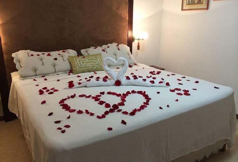 مبيت وإفطار & Spa Old House