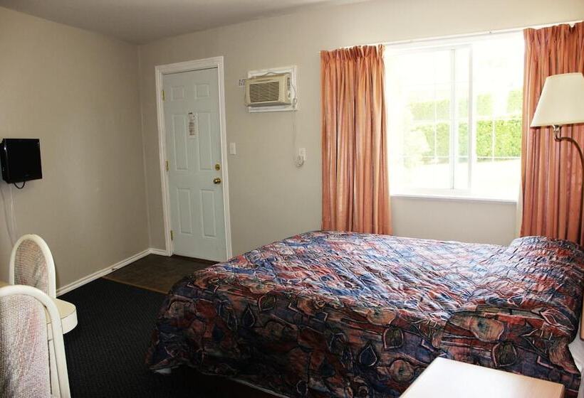 Boundary Motel