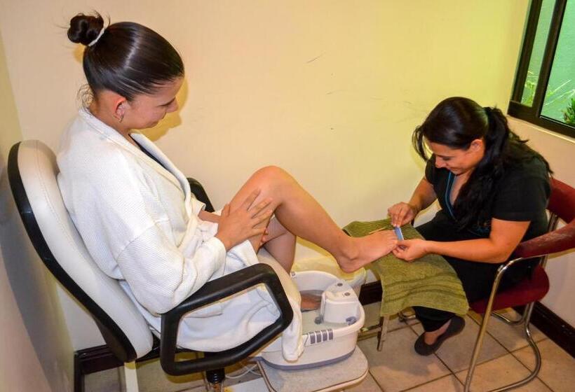 El Tucano Resort & Thermal Spa