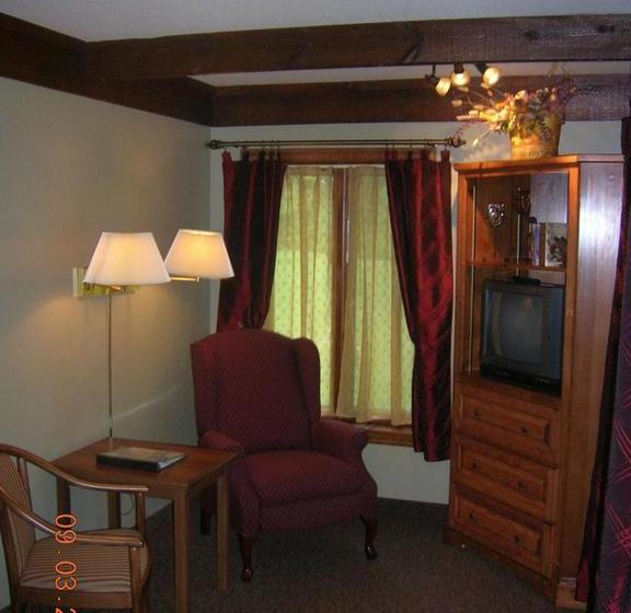 Forest Motel & Woodland Retreat