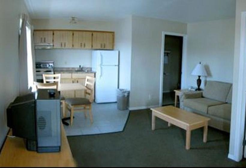 Отель George Point Inn