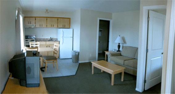 Отель George Point Inn