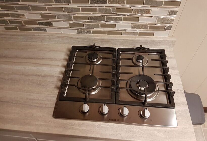 Holiday Motel & Rv Resort