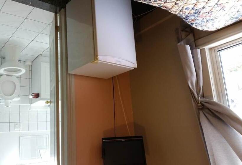 호텔 A Voyageur S Guest House