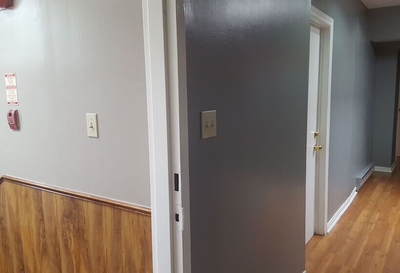 Отель All Days Hostel