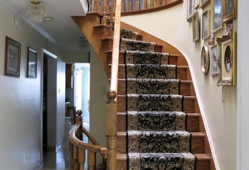 호텔 All Seasons Bed & Breakfast